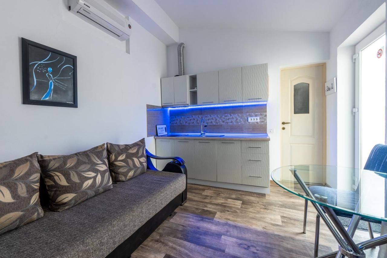 Nice & Cozy Apartments Тимишоара Экстерьер фото